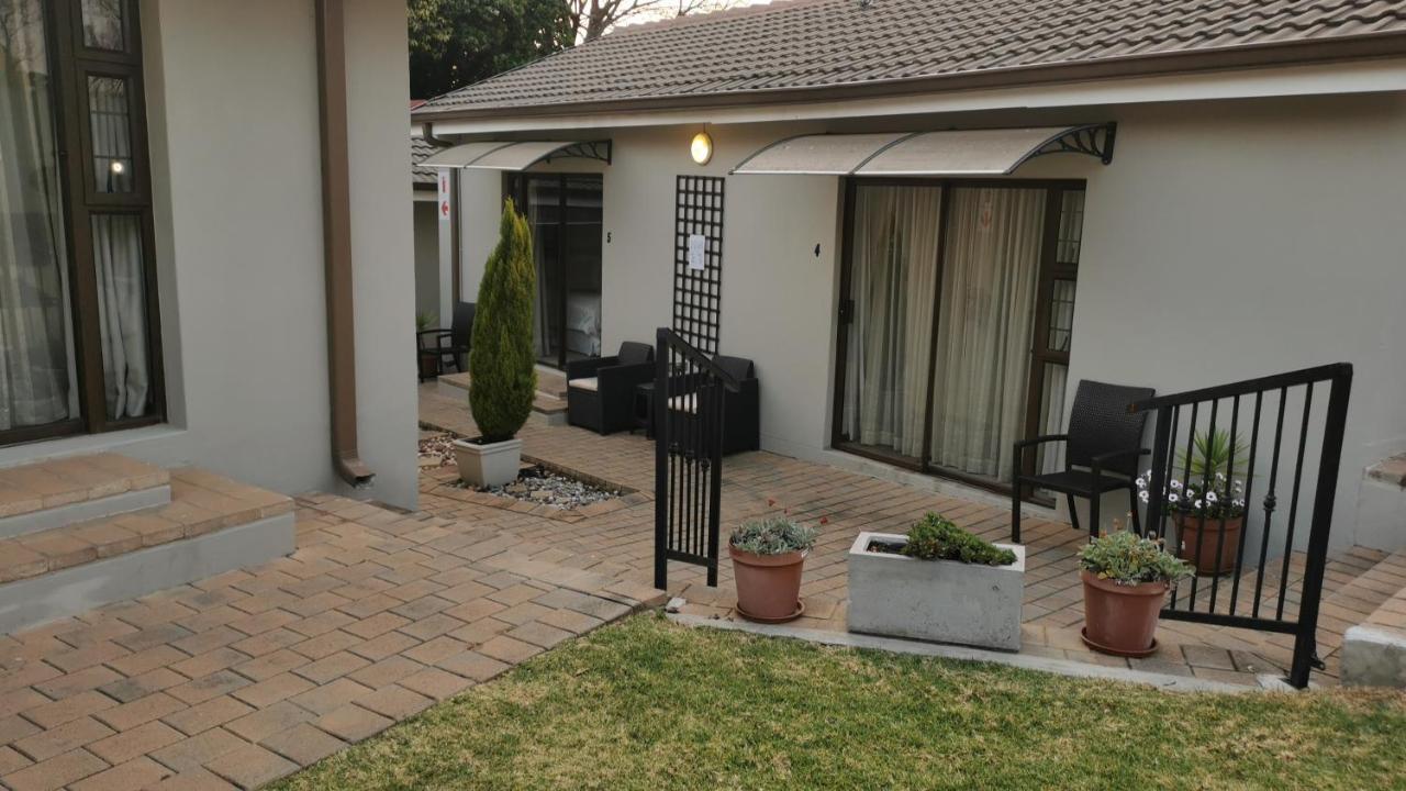 47 On Preston Guesthouse Johannesburg Kültér fotó